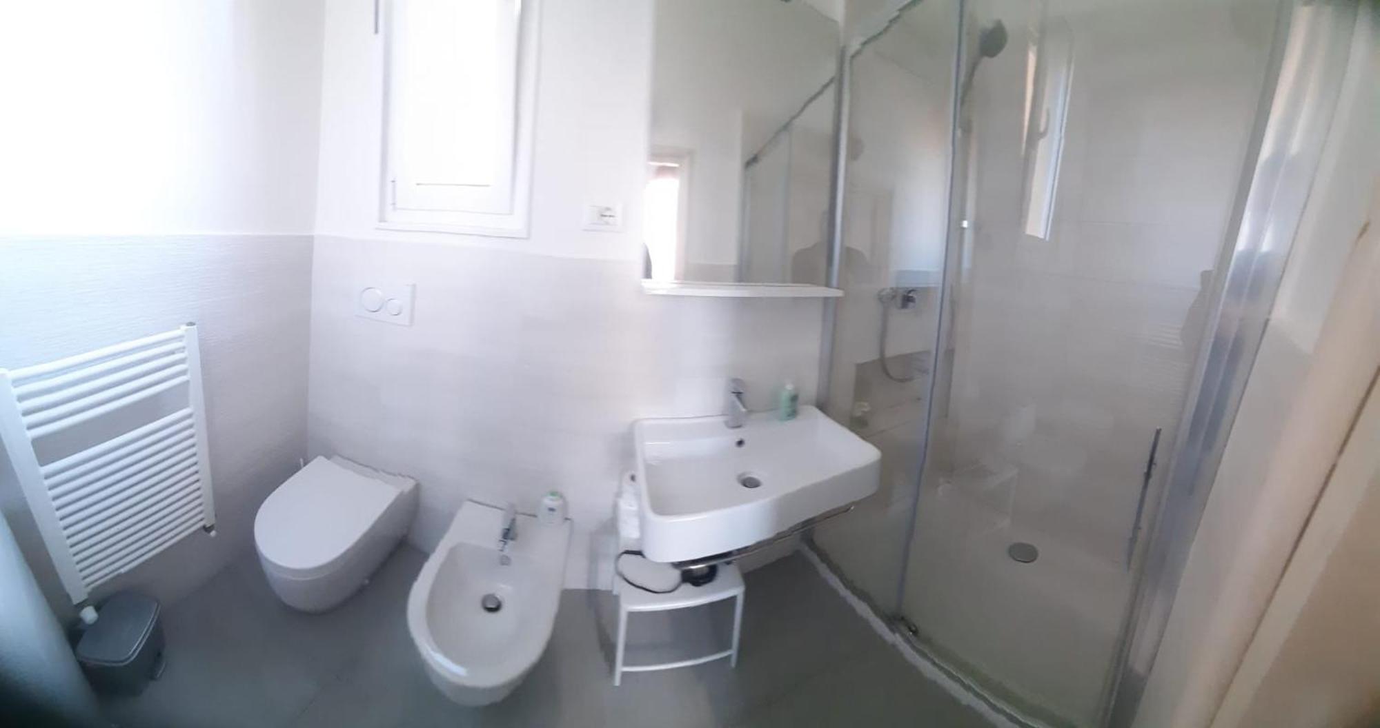Center Rooms Bartolini โบโลญญา ภายนอก รูปภาพ