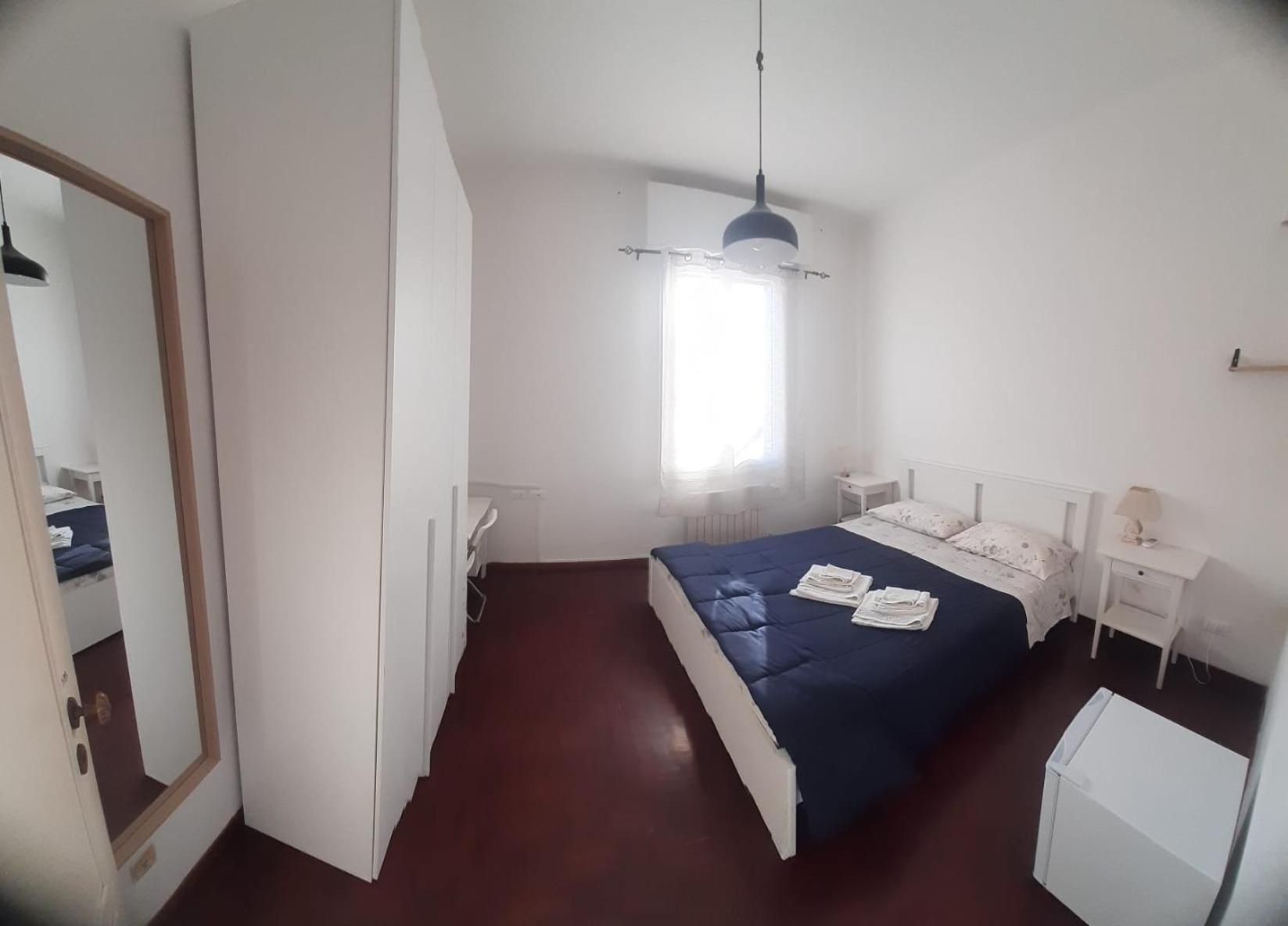 Center Rooms Bartolini โบโลญญา ภายนอก รูปภาพ